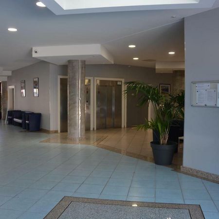 Appartement T2 De Standing Au Pied Des Plages Golfe Juan Esterno foto