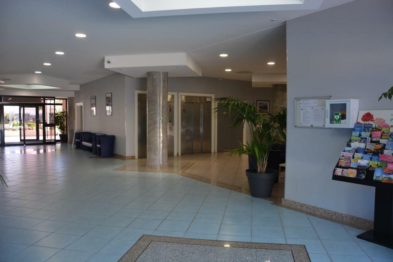 Appartement T2 De Standing Au Pied Des Plages Golfe Juan Esterno foto