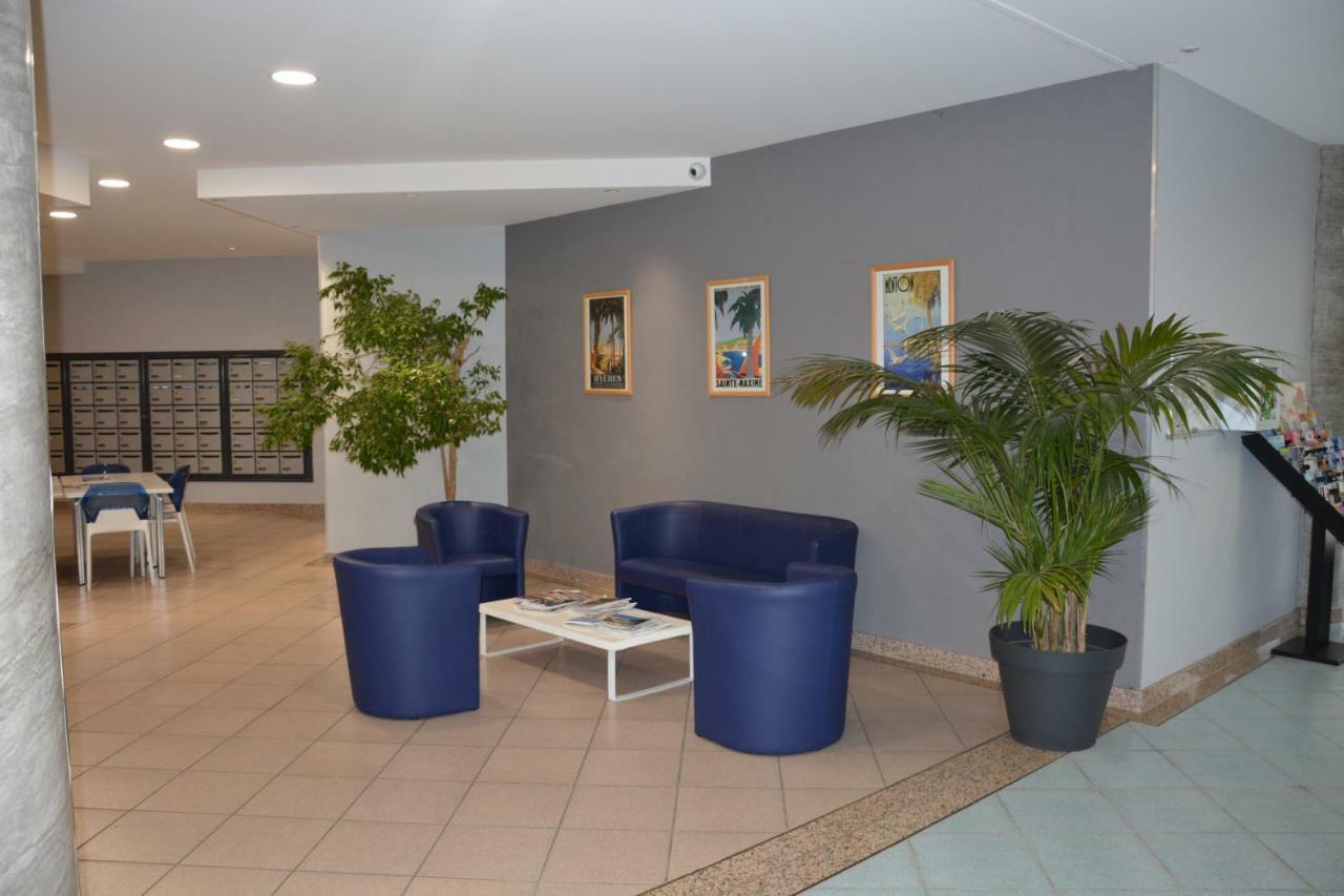Appartement T2 De Standing Au Pied Des Plages Golfe Juan Esterno foto